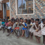 jestescieswiatlem-Budowa-domu-dla-bezdomnych-dzieci-w-Ugandzie-4